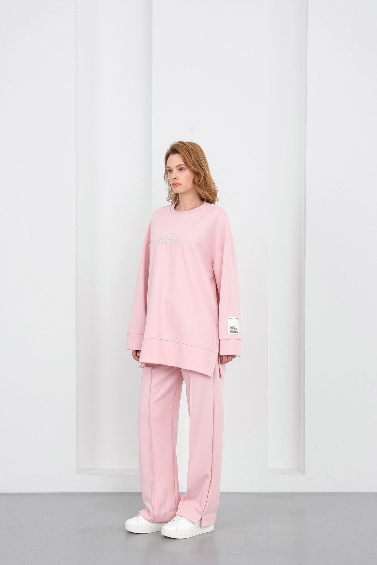 Pembe Kadın Pike Dokulu Nakış Detaylı Yırtmaçlı Oversize Bol Paça Alt-Üst Takım