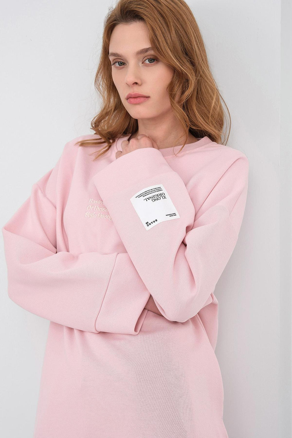 Pembe Kadın Pike Dokulu Nakış Detaylı Yırtmaçlı Oversize Bol Paça Alt-Üst Takım