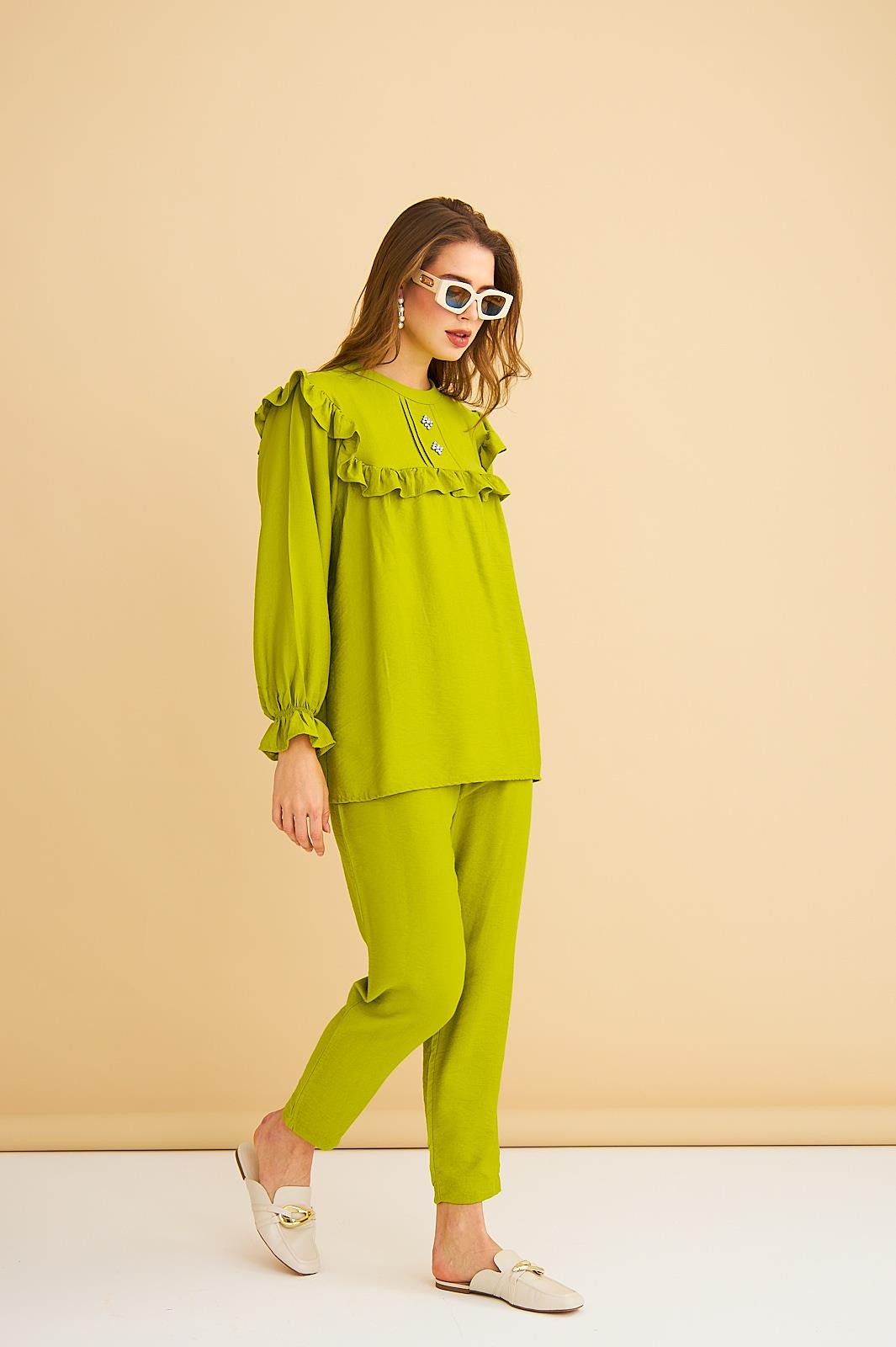 Porty Taş İşlemeli ve Fırfır Detaylı Olive Tunik Pantolon Takım