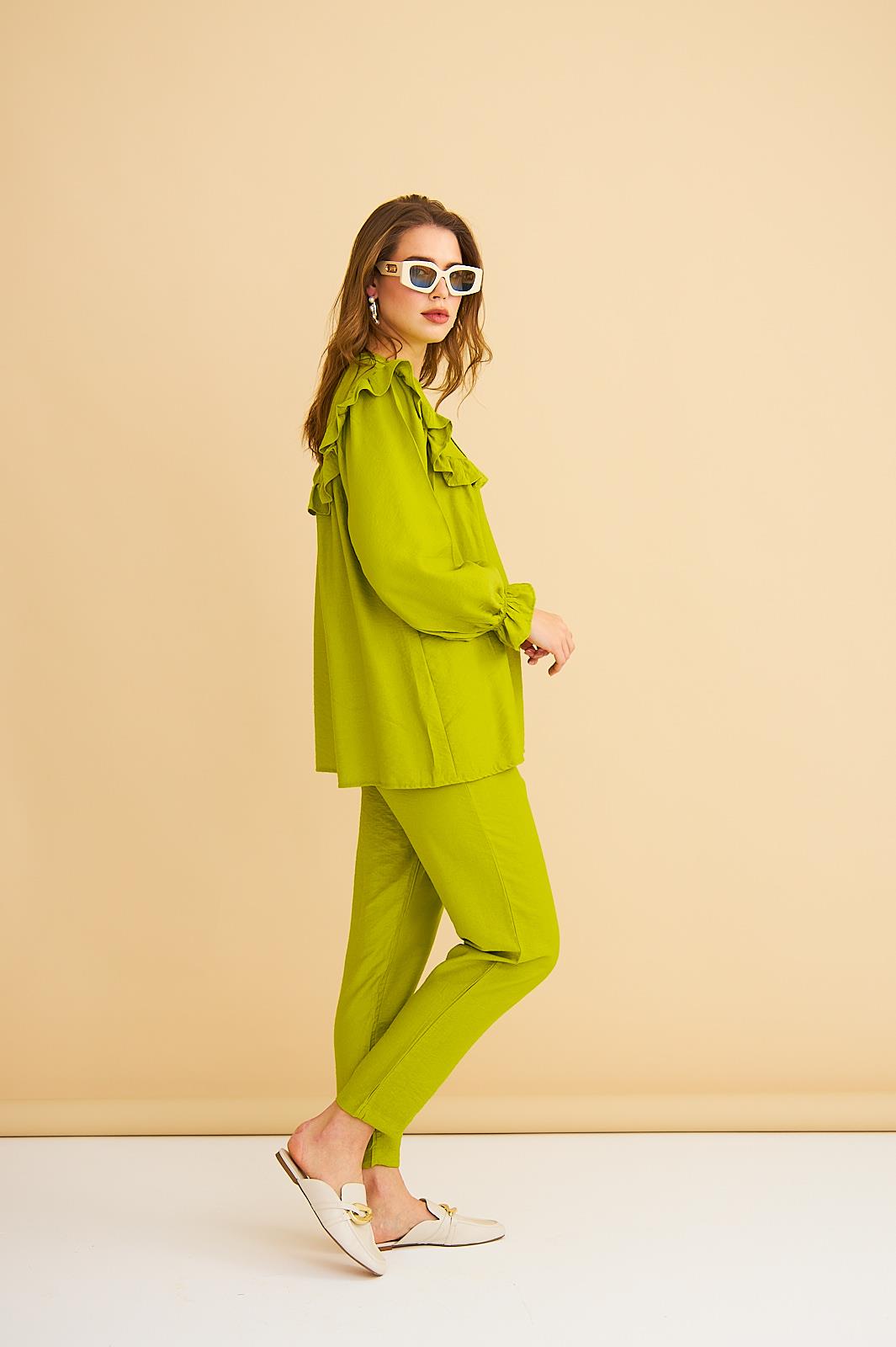 Porty Taş İşlemeli ve Fırfır Detaylı Olive Tunik Pantolon Takım