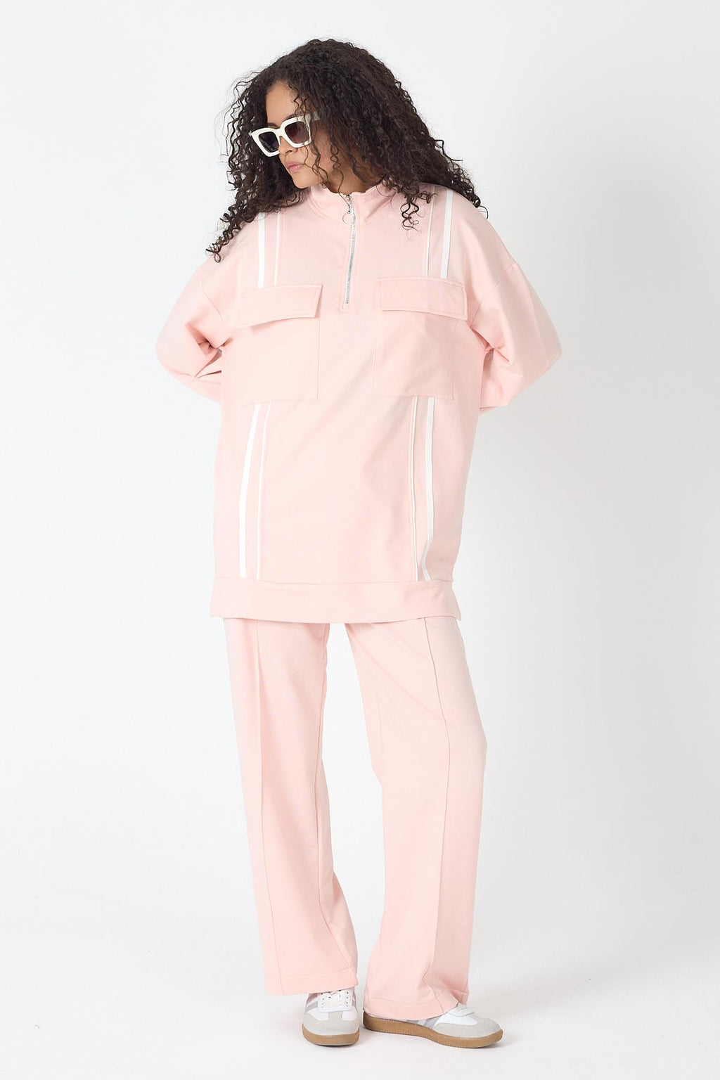 Pudra Kadın Etek Yırtmaçlı Fermuar Kapamalı Cep Detaylı Sweatshirt Ve Bol Paça Nervürlü Pantolon Pamuklu Örme Alt Üst Takım