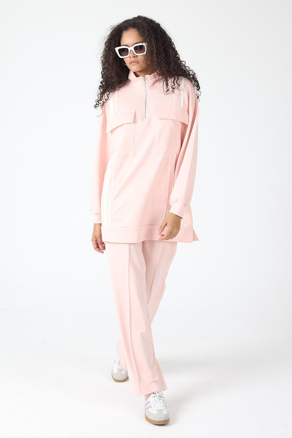 Pudra Kadın Etek Yırtmaçlı Fermuar Kapamalı Cep Detaylı Sweatshirt Ve Bol Paça Nervürlü Pantolon Pamuklu Örme Alt Üst Takım