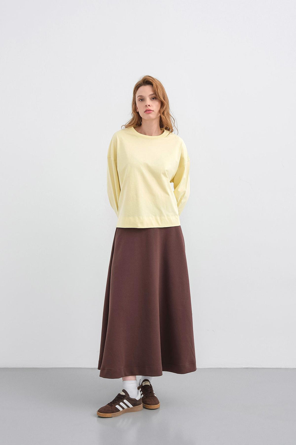 Sarı Kadın Bisiklet Yaka Etek Yırtmaçlı %100 Pamuk Oversize Basic Sweatshirt