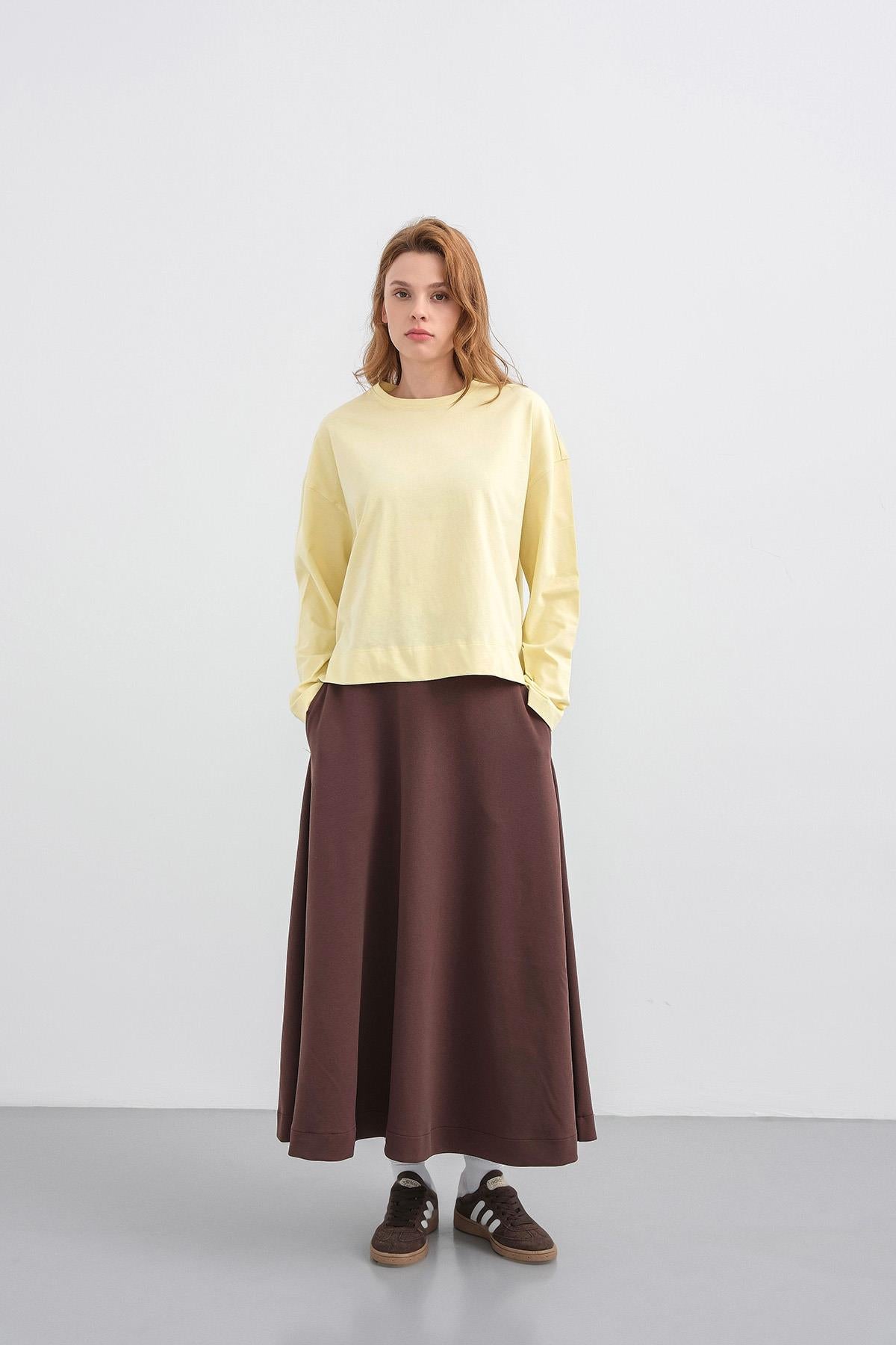 Sarı Kadın Bisiklet Yaka Etek Yırtmaçlı %100 Pamuk Oversize Basic Sweatshirt