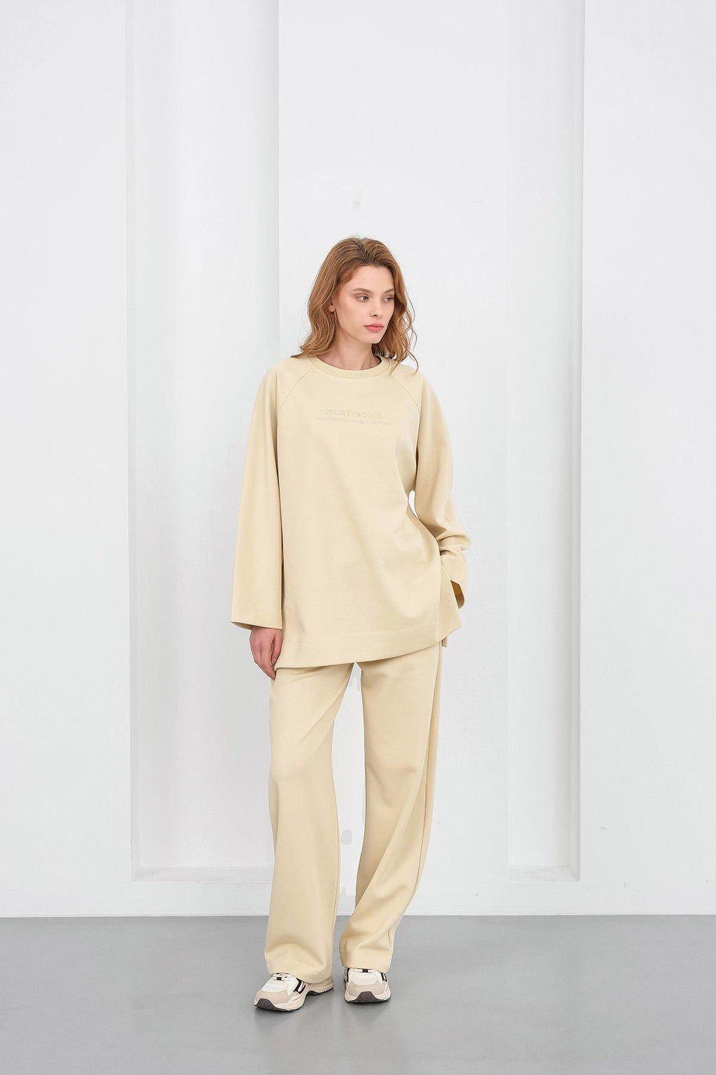 Sarı Kadın Nakış Detaylı Oversize Pike Dokulu Bol Paça Alt-Üst Takım