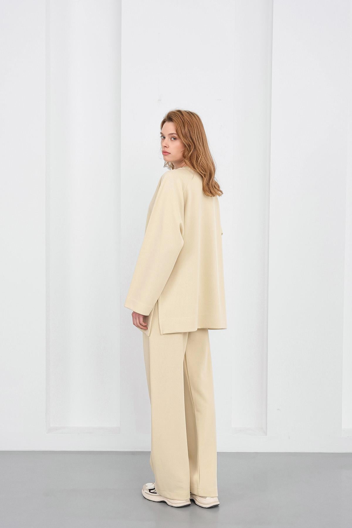 Sarı Kadın Nakış Detaylı Oversize Pike Dokulu Bol Paça Alt-Üst Takım