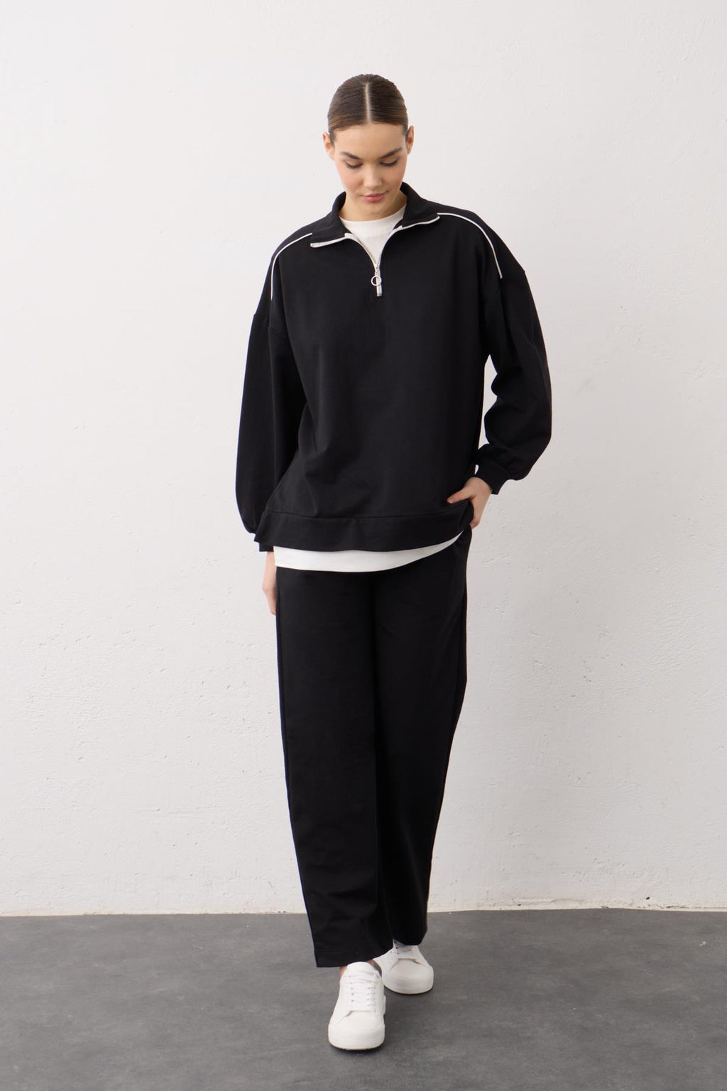 Siyah Eteği Süprem Detaylı Fermuarlı Örme Pamuklu Alt Üst Takım