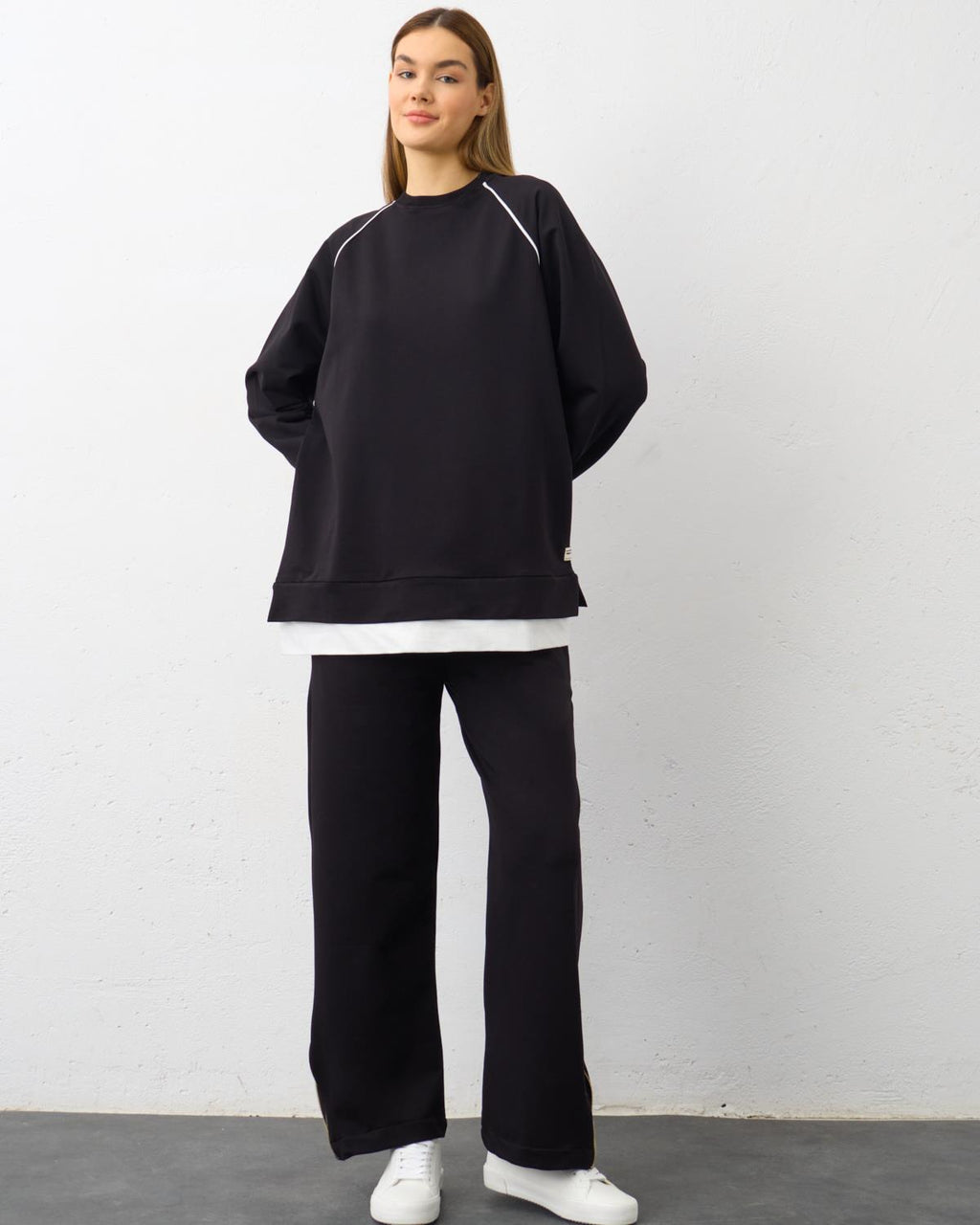 Siyah Etiket Detaylı Paçası Fermuarlı Eteği Süprem Pamuklu Örme Alt Üst Takım