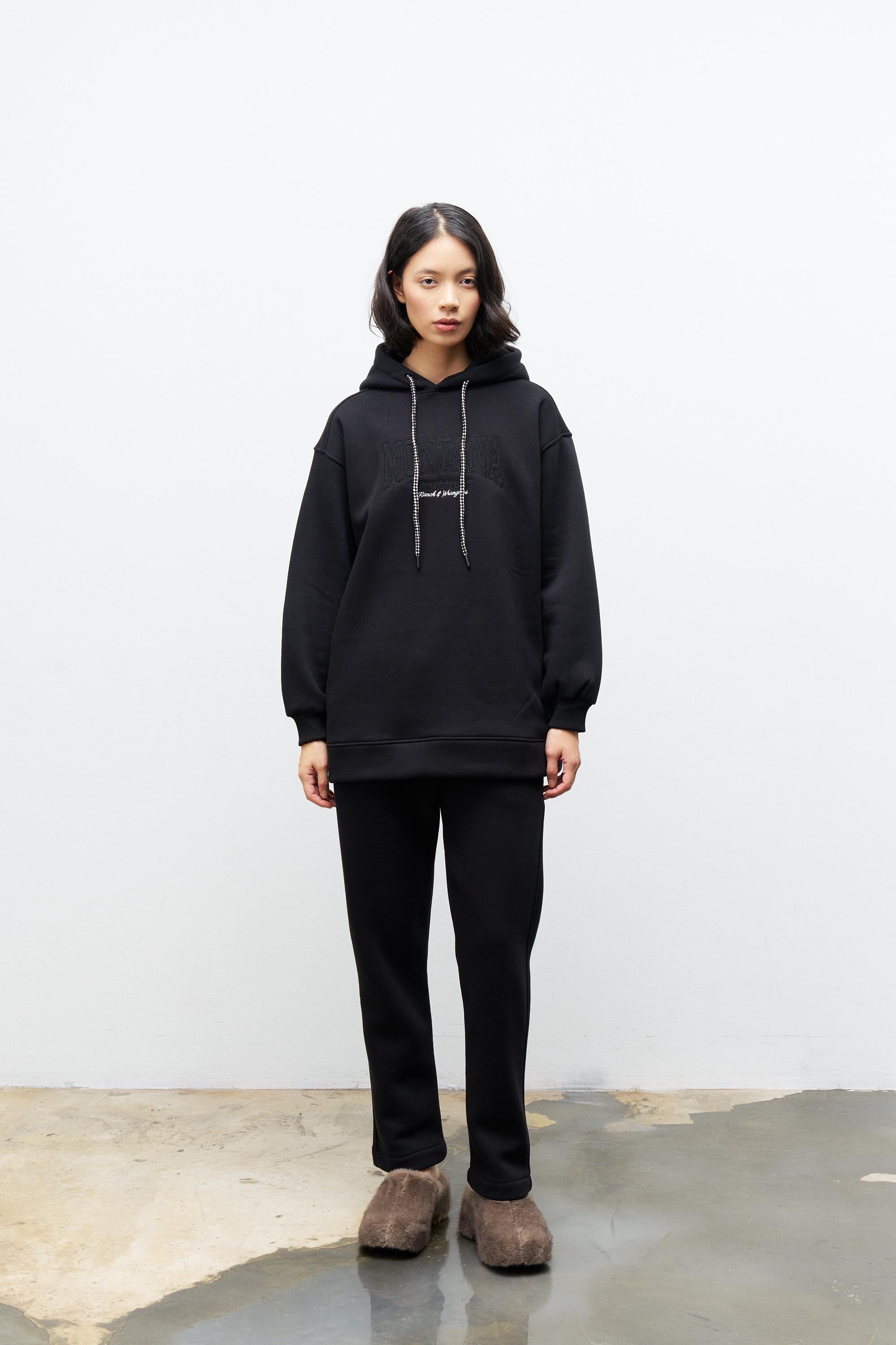 Siyah İçi Polarlı Alt Üst Nakış İşlemeli Kapüşonlu Oversize Şardonlu Takım