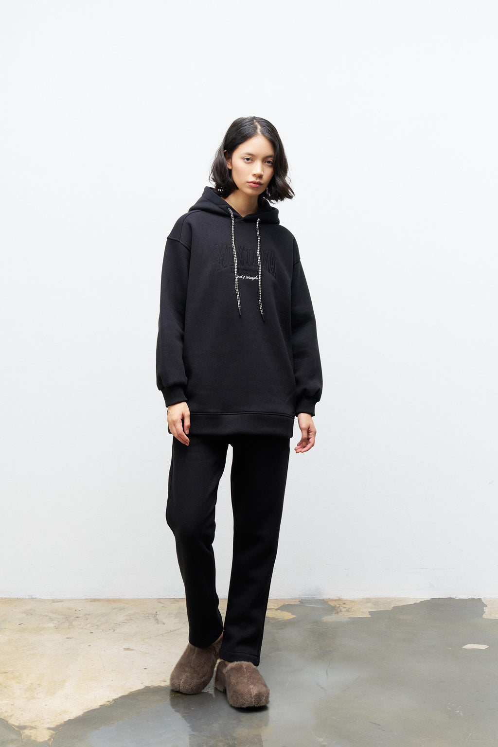 Siyah İçi Polarlı Alt Üst Nakış İşlemeli Kapüşonlu Oversize Şardonlu Takım