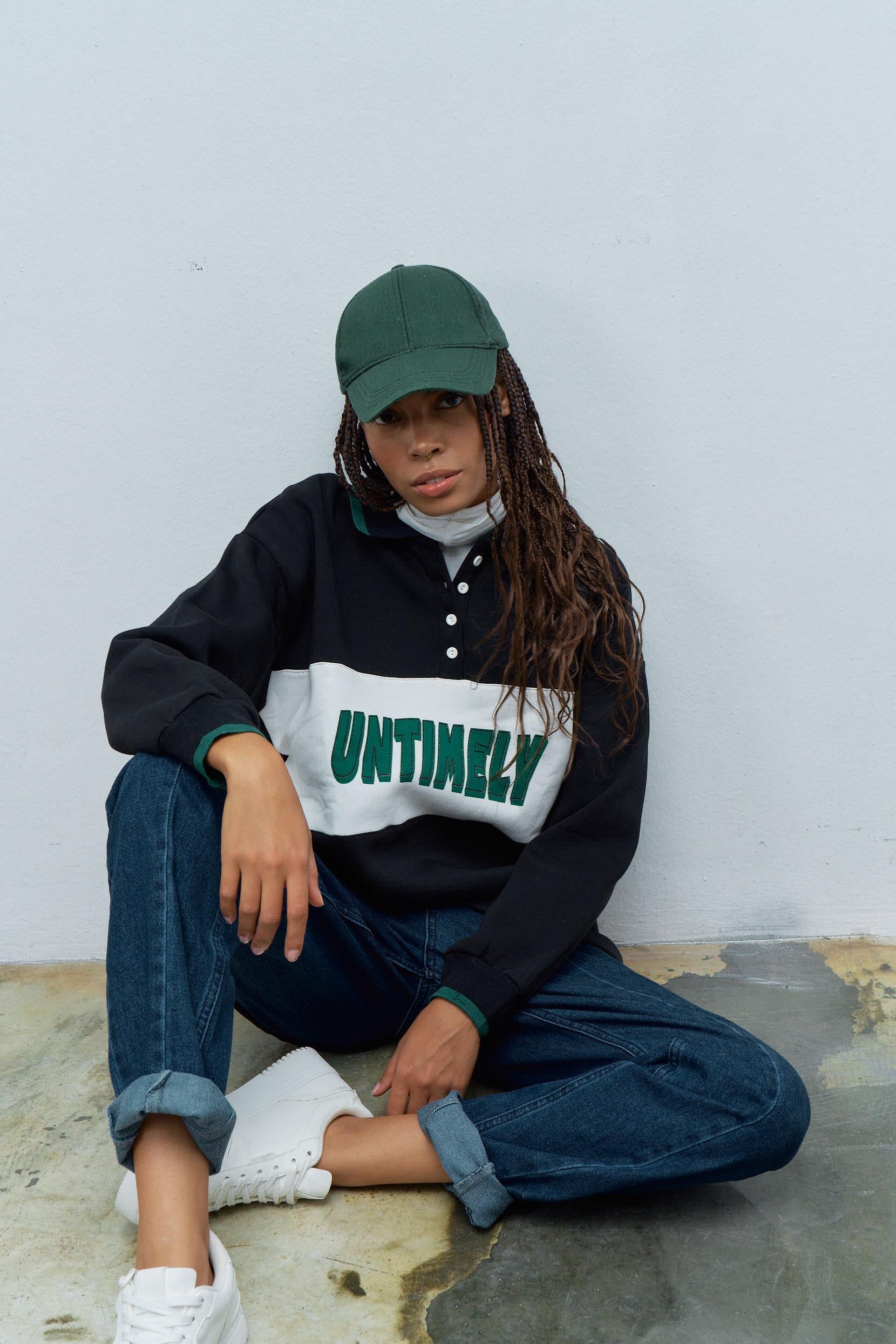Siyah Kadın 3 iplik baskılı bisiklet yaka ön düğmeli sweatshirt