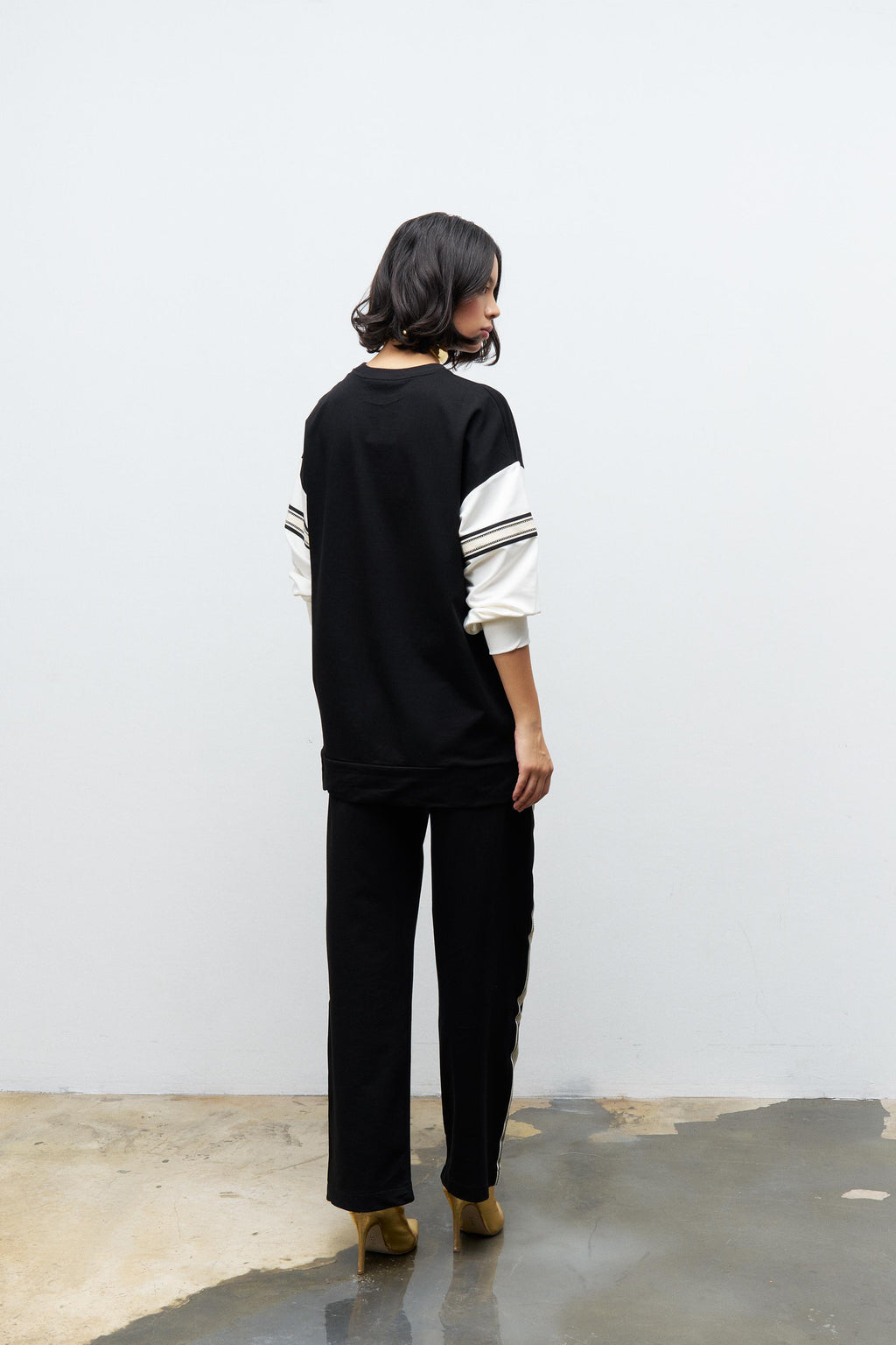 Siyah Kadın Bol Paça Bel Lastikli Şerit Detaylı  Pamuklu  Örme Alt Üst Takım