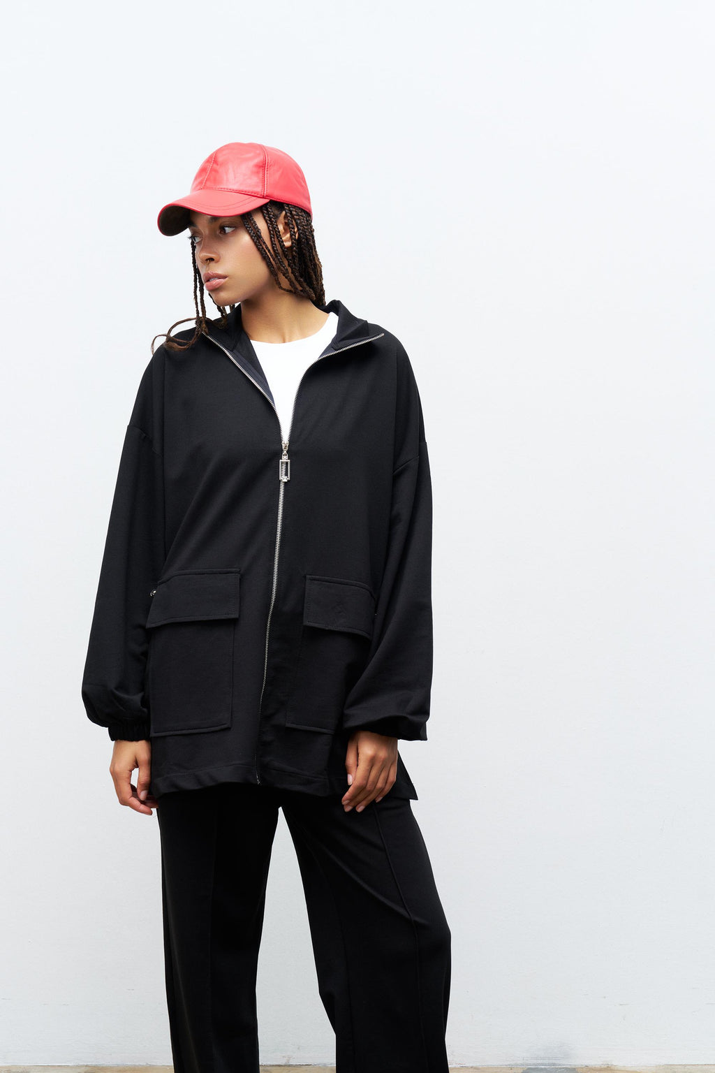 Siyah Kadın Dik Yaka Fermuarlı Kapaklı Cep Detaylı Bol Paça Pamuklu Örme Alt Üst Takım