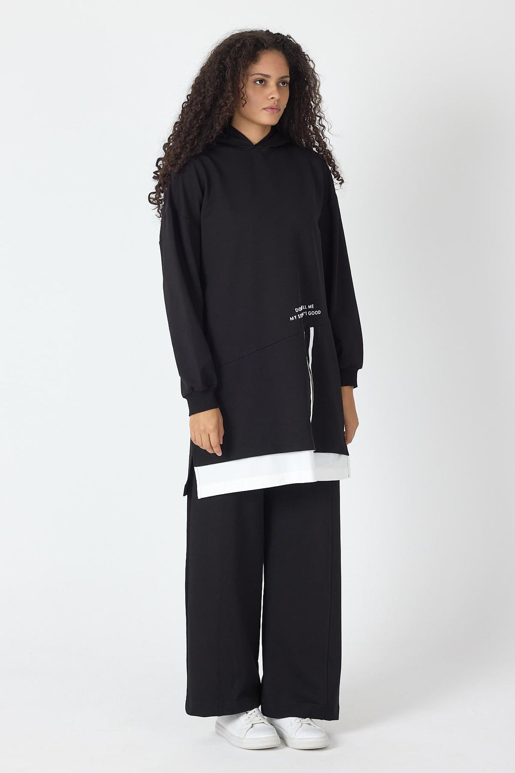 Siyah Kadın Etek Süpremli Baskı Detaylı Fermuar Kapamalı Kapüşonlu Pamuklu Örme Alt Üst Takım