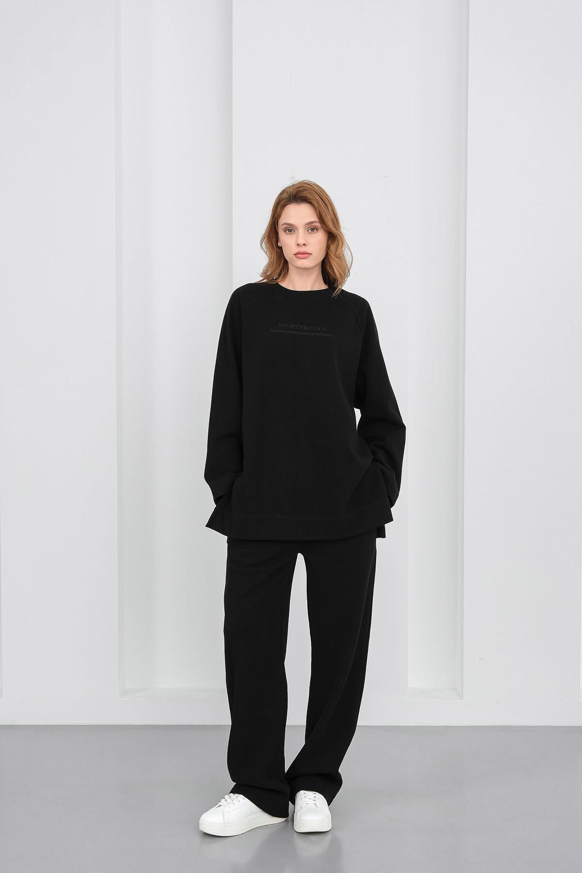 Siyah Kadın Nakış Detaylı Oversize Pike Dokulu Bol Paça Alt-Üst Takım