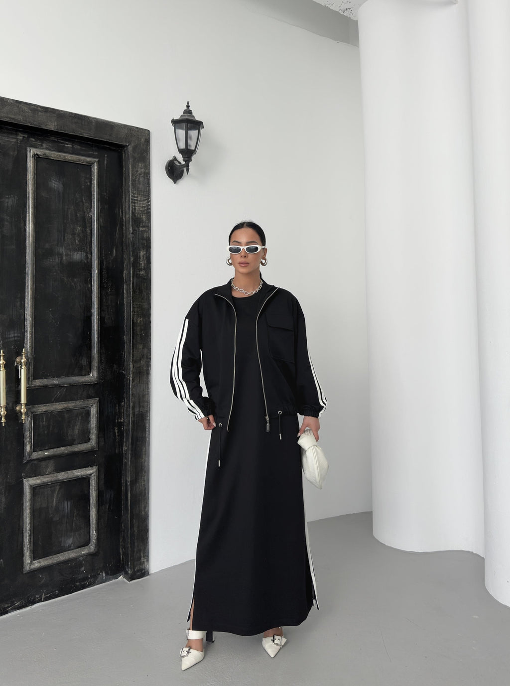 Siyah Kadın Oversize Kalıp Etek Ucu Yırtmaç Detaylı Elbise Ve Fermuar Kapamalı Cepli Lastikli Sweat Pamuklu Örme Takım