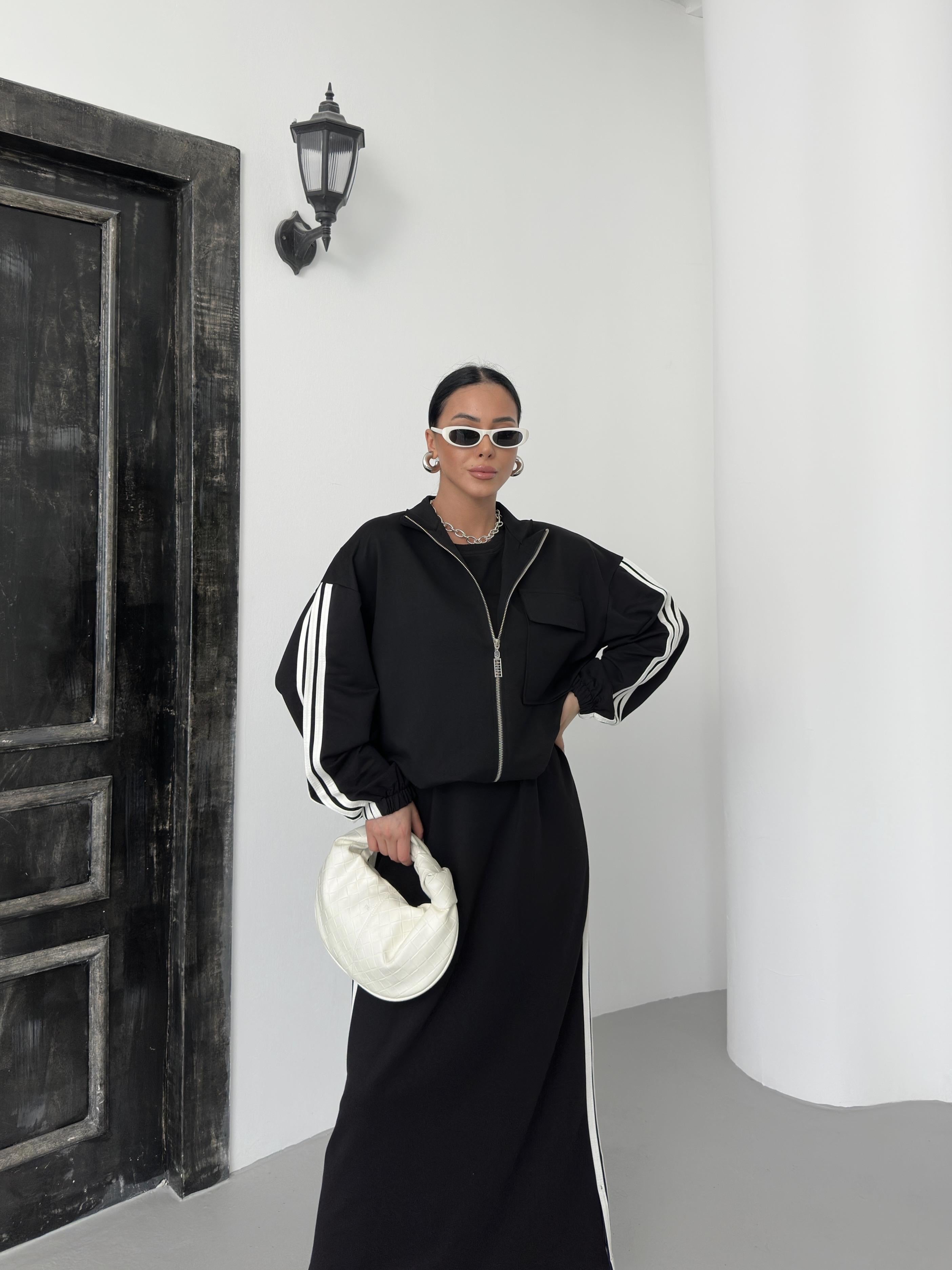 Siyah Kadın Oversize Kalıp Etek Ucu Yırtmaç Detaylı Elbise Ve Fermuar Kapamalı Cepli Lastikli Sweat Pamuklu Örme Takım