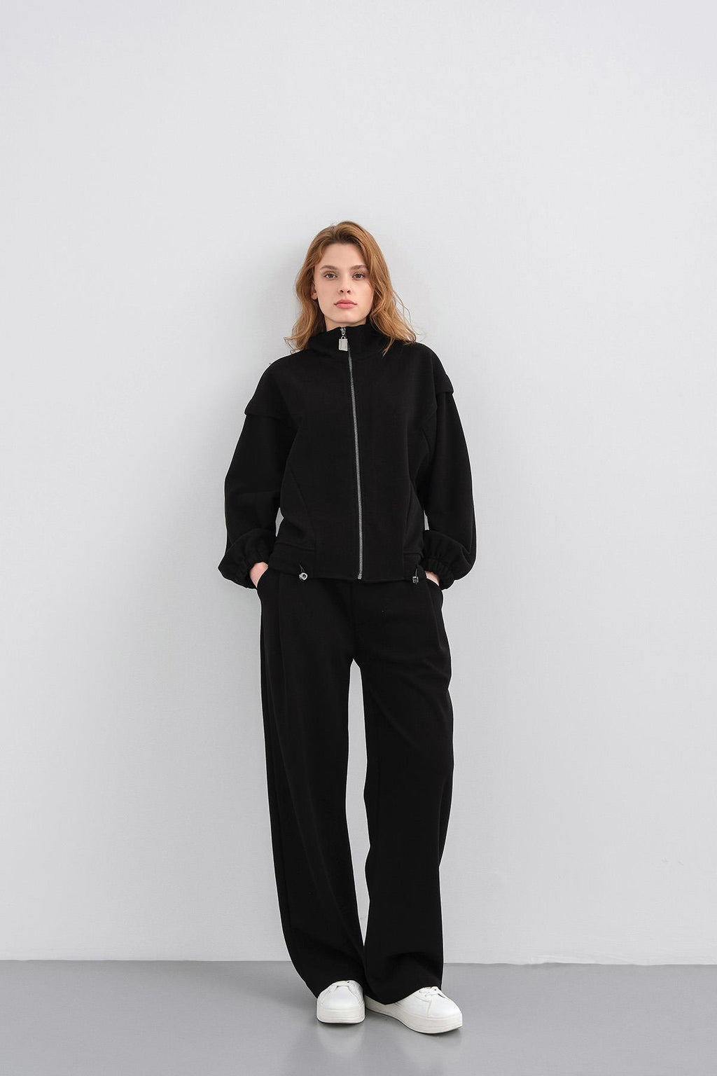 Siyah Kadın Pike Dokulu Bel Ayarlanabilir Fermuar Detaylı Bol Paça Alt-Üst Takım