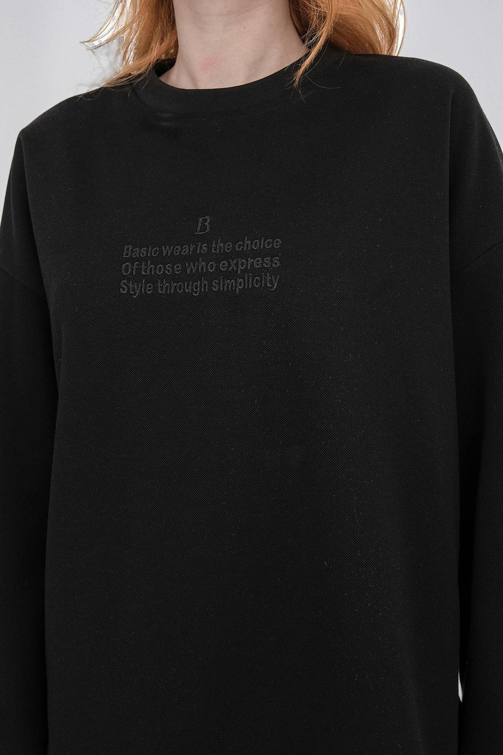 Siyah Kadın Pike Dokulu Nakış Detaylı Yırtmaçlı Oversize Bol Paça Alt-Üst Takım