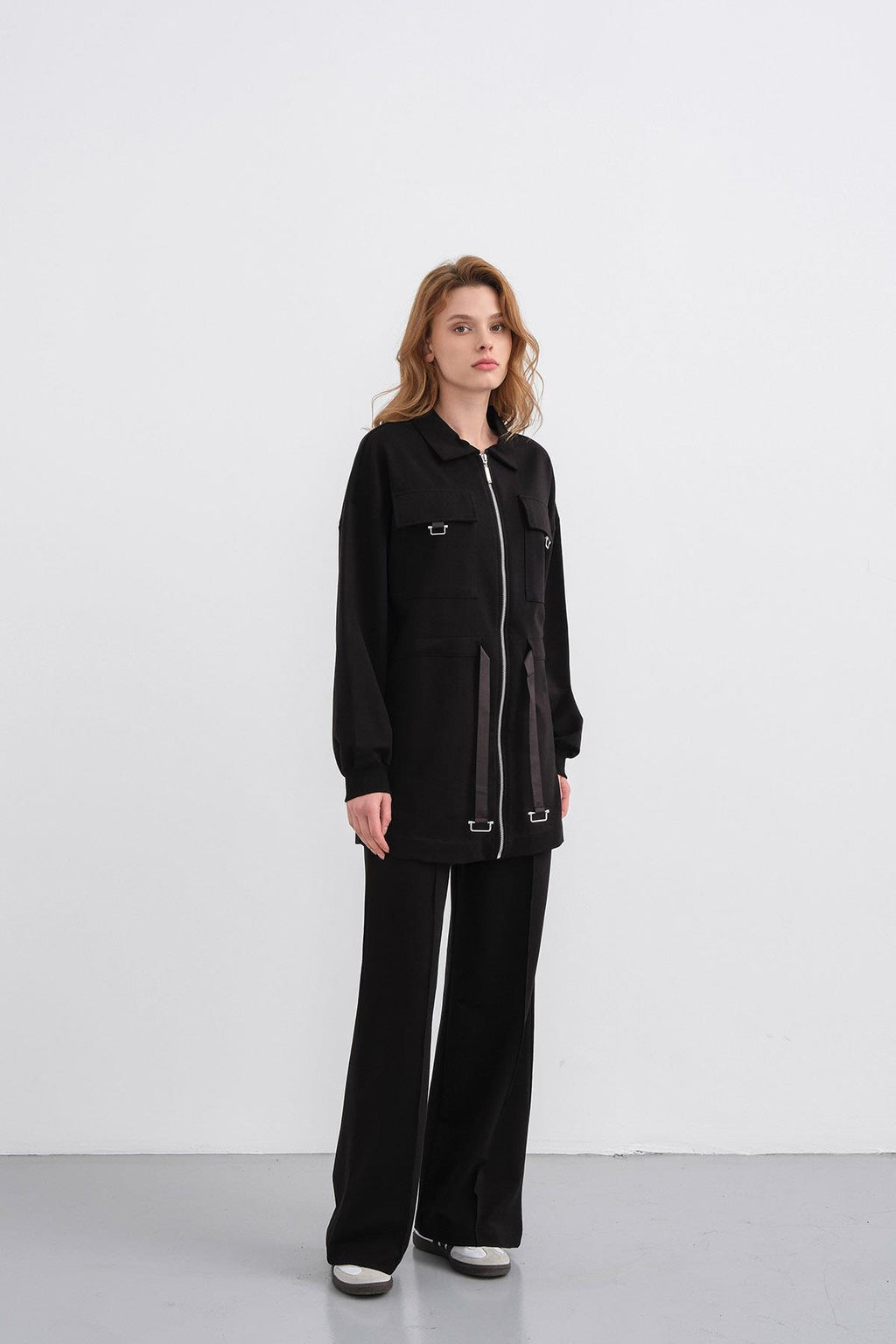 Siyah Kadın Polo Yaka Cep Detaylı Fermuarlı Bol Paça Nervürlü Örme Alt-Üst Takım