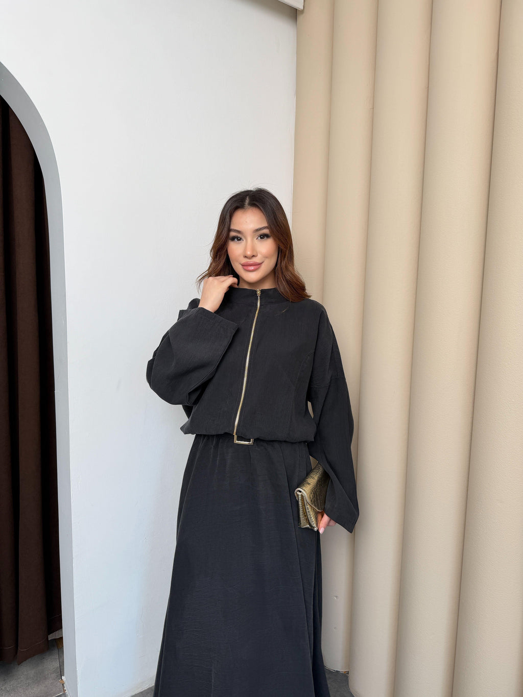 Siyah Kadın Premium Tencel Kumaş Etek Kemer Detaylı Akışkan Dokulu Ceket Etek Takım
