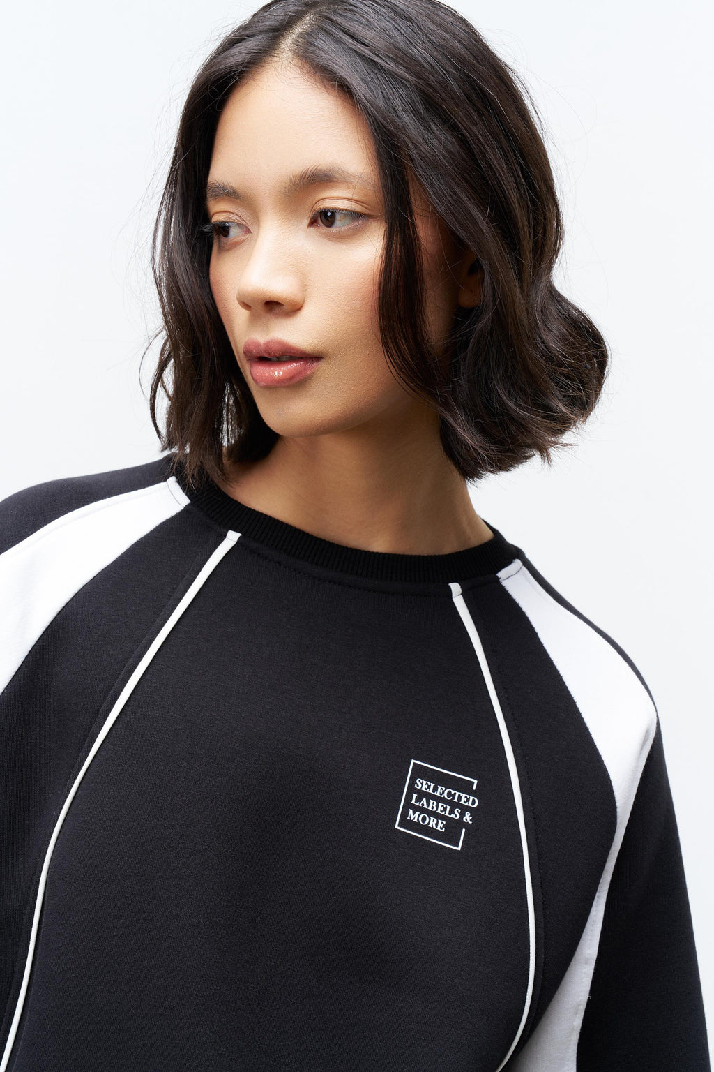 Siyah Kadın Şardonlu Baskı Detaylı Bisiklet Yaka Rahat Kesim Oversize Kalıp Alt Üst Takım