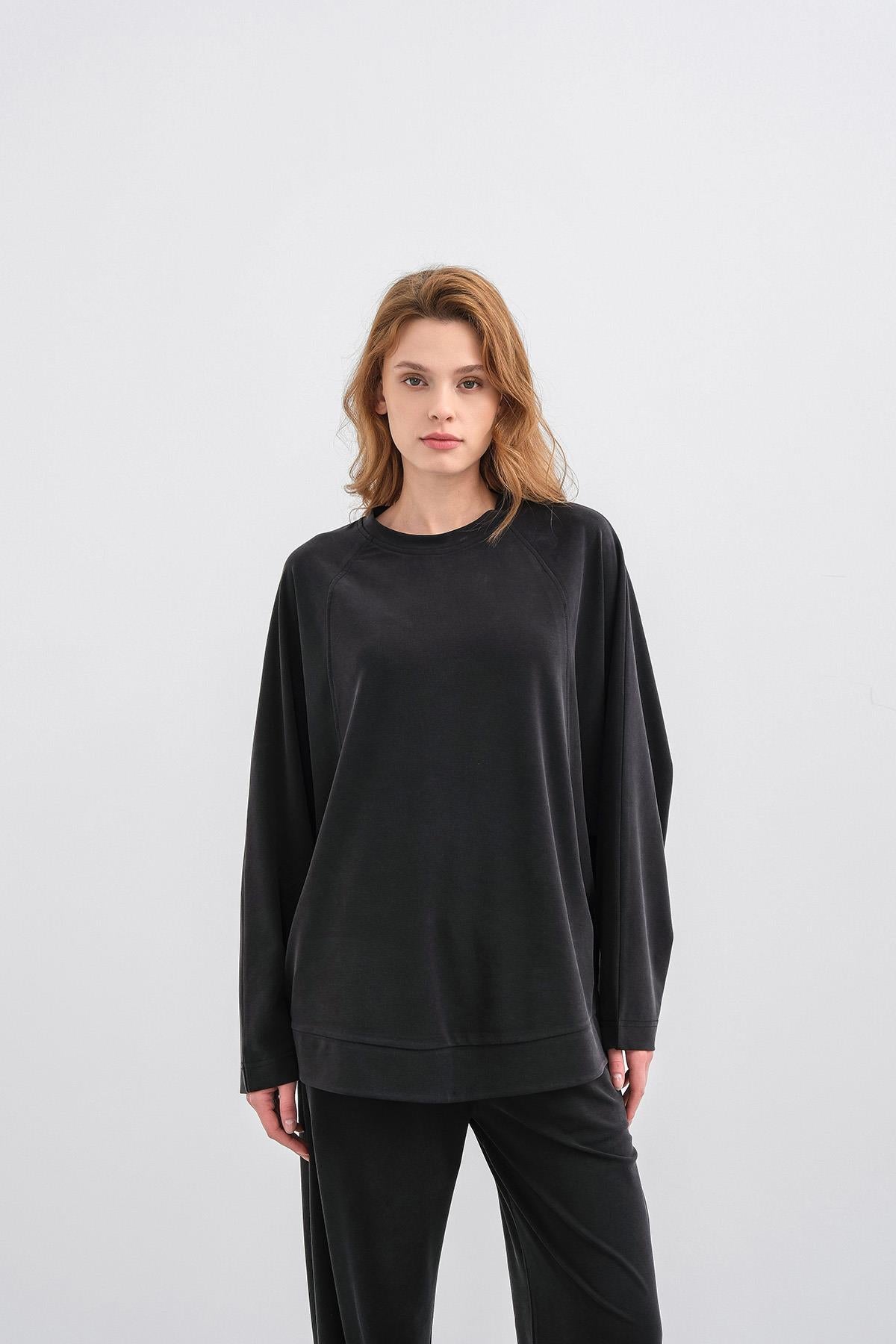 Siyah Kadın Tencel Karışımlı Yumuşak Dokulu Bisiklet Yaka Basic Bol Paça Alt-Üst Takım