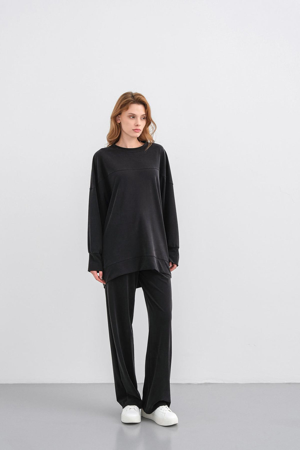 Siyah Kadın Tencel Karışımlı Yumuşak Dokulu Nervürlü Bol Paça Basic Alt-Üst Takım