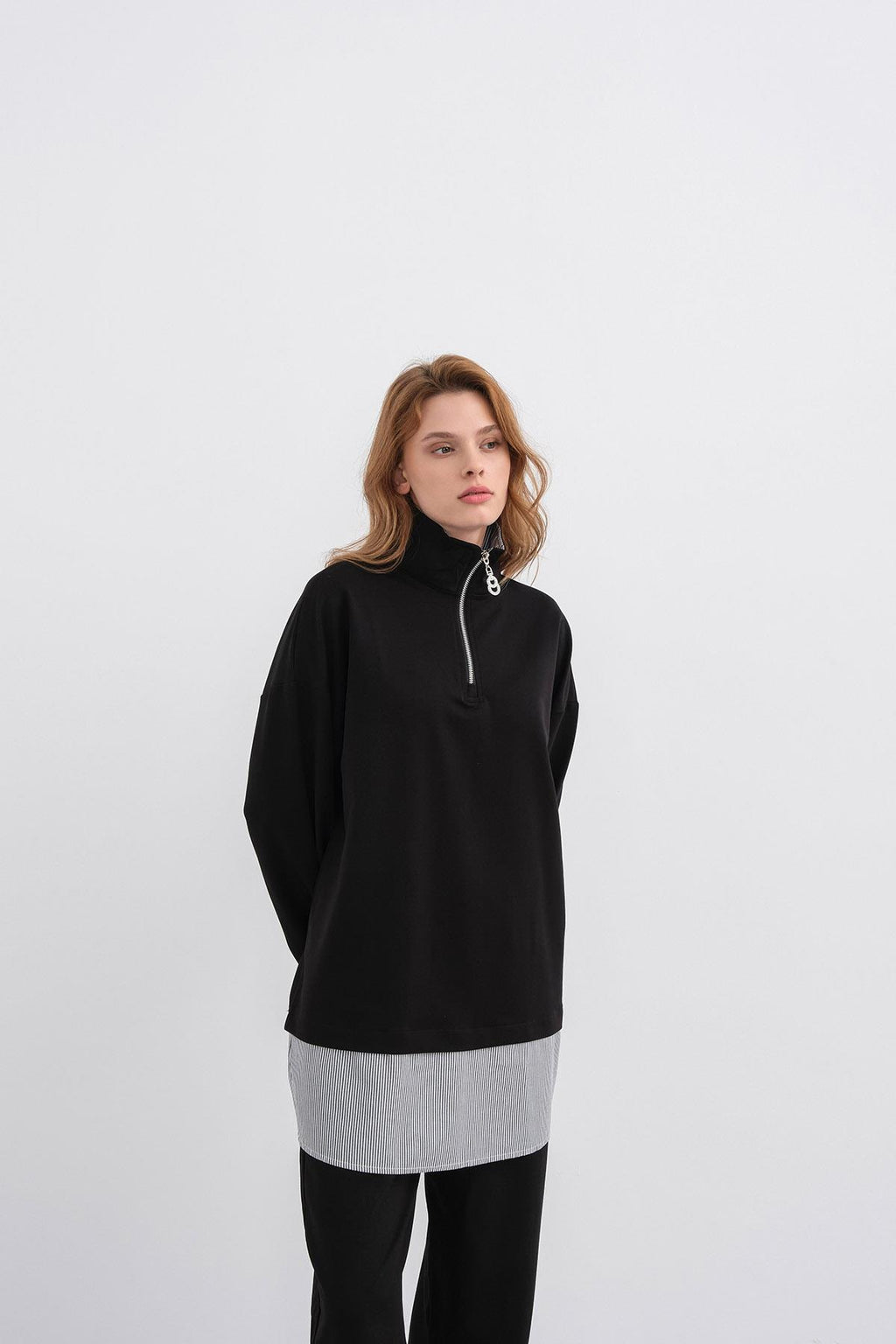 Siyah Kadın Yaka İçi  Ve Etek Ucu Dokumalı Yarım Fermuarlı Pamuklu Örme Alt Üst Takım