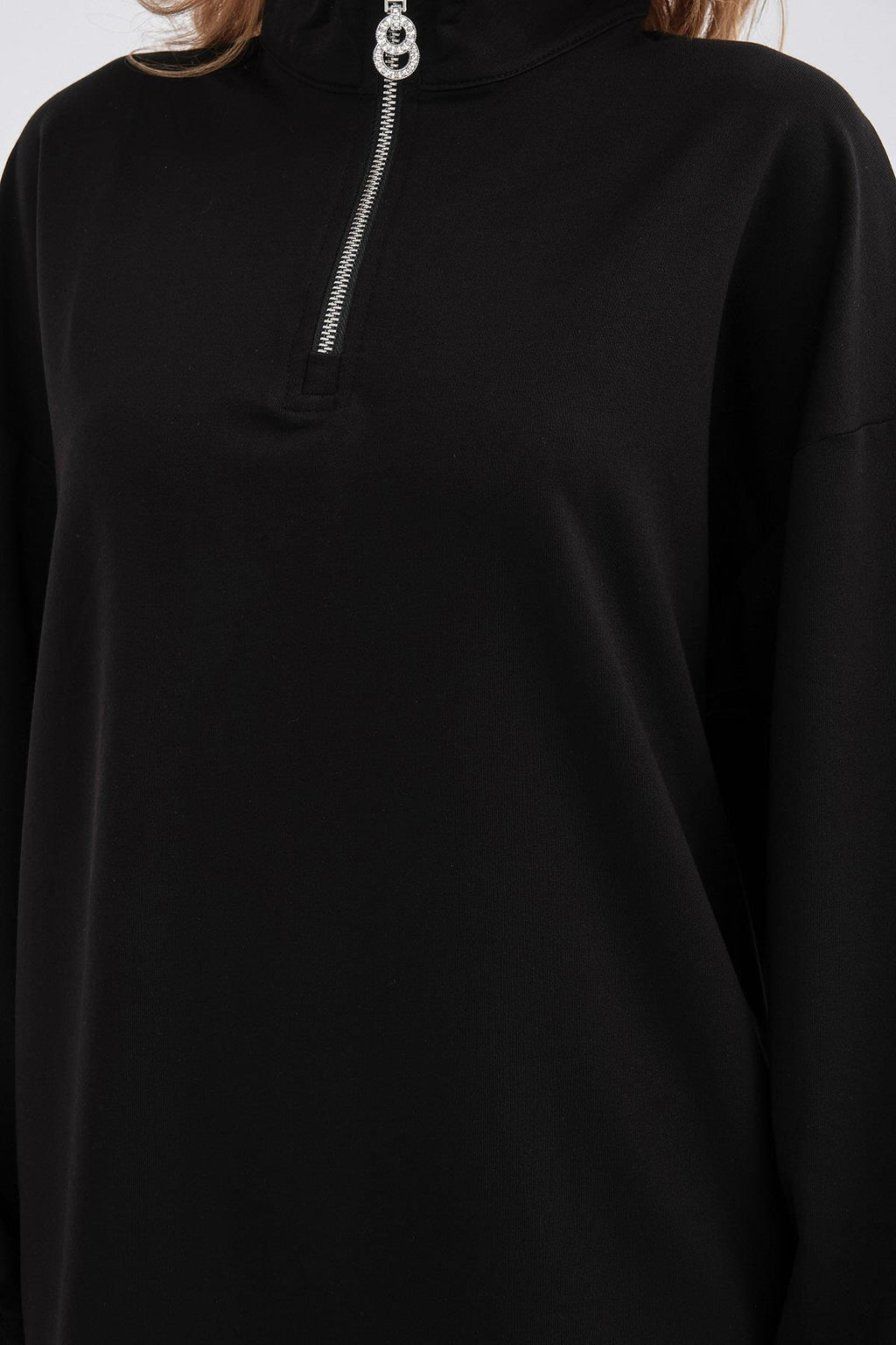 Siyah Kadın Yaka İçi  Ve Etek Ucu Dokumalı Yarım Fermuarlı Pamuklu Örme Alt Üst Takım