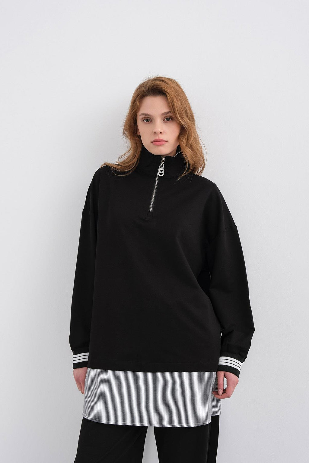 Siyah Kadın Yaka İçi  Ve Etek Ucu Dokumalı Yarım Fermuarlı Pamuklu Örme Alt Üst Takım