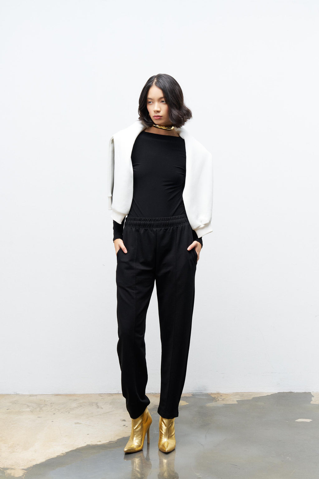 Siyah Kadın Yüksek Ayarlanabilir Bel Comfort Fit Pamuklu Jogger Pantolon