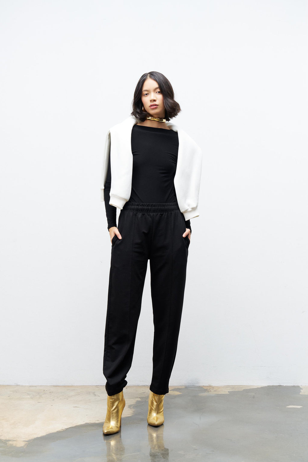 Siyah Kadın Yüksek Ayarlanabilir Bel Comfort Fit Pamuklu Jogger Pantolon