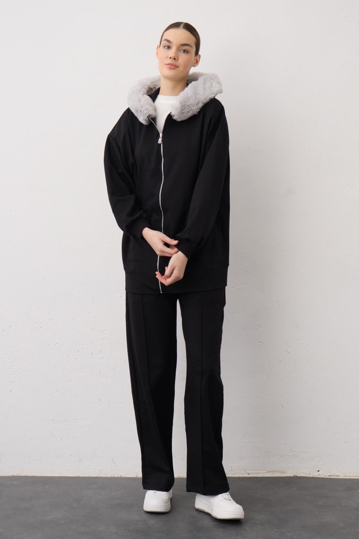 Siyah Kapşonu Kürklü Fermuarlı Pamuklu Kadın Alt Üst Örme Takım