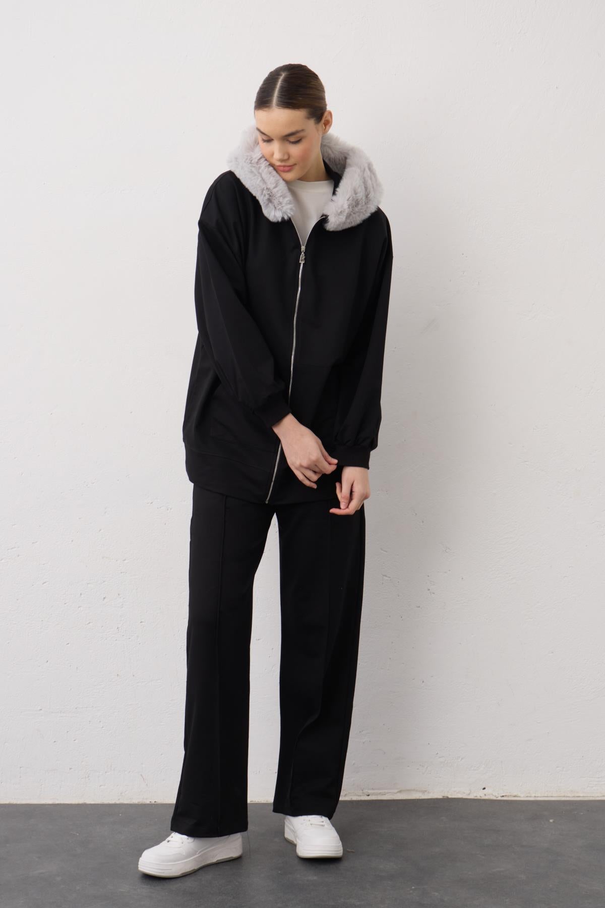 Siyah Kapşonu Kürklü Fermuarlı Pamuklu Kadın Alt Üst Örme Takım
