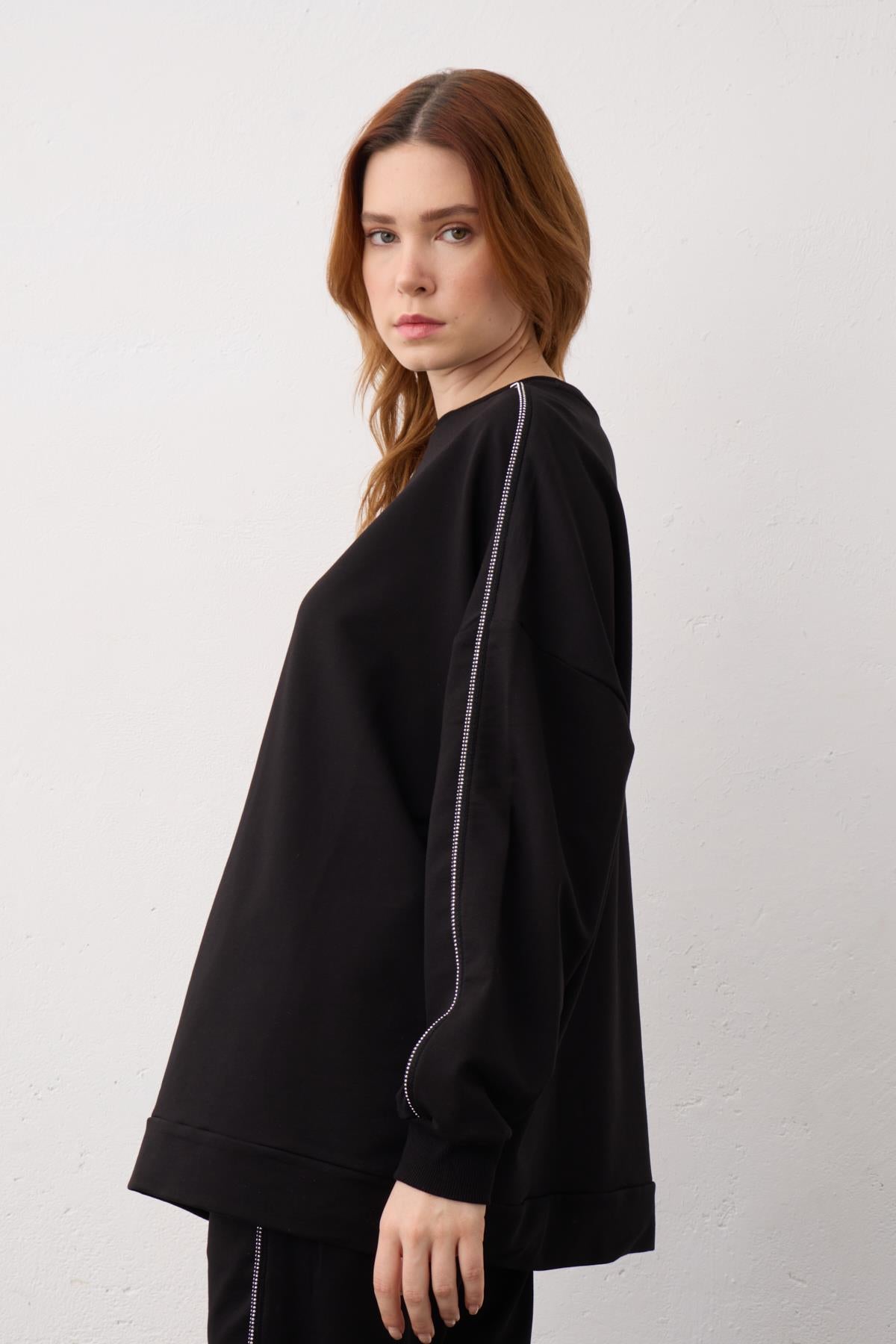 Siyah Yan Taşlı Şerit Detaylı Arabiyeli Pamuklu Örme Alt Üst Takım