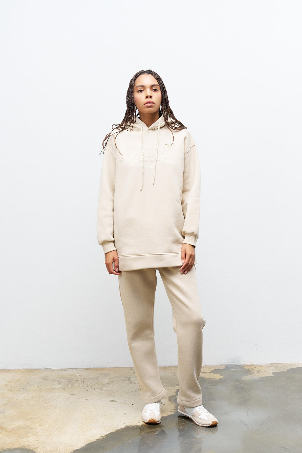 Taş İçi Polarlı Alt Üst Nakış İşlemeli Kapüşonlu Oversize Şardonlu Takım