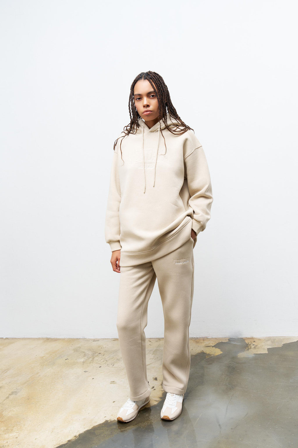 Taş İçi Polarlı Alt Üst Nakış İşlemeli Kapüşonlu Oversize Şardonlu Takım