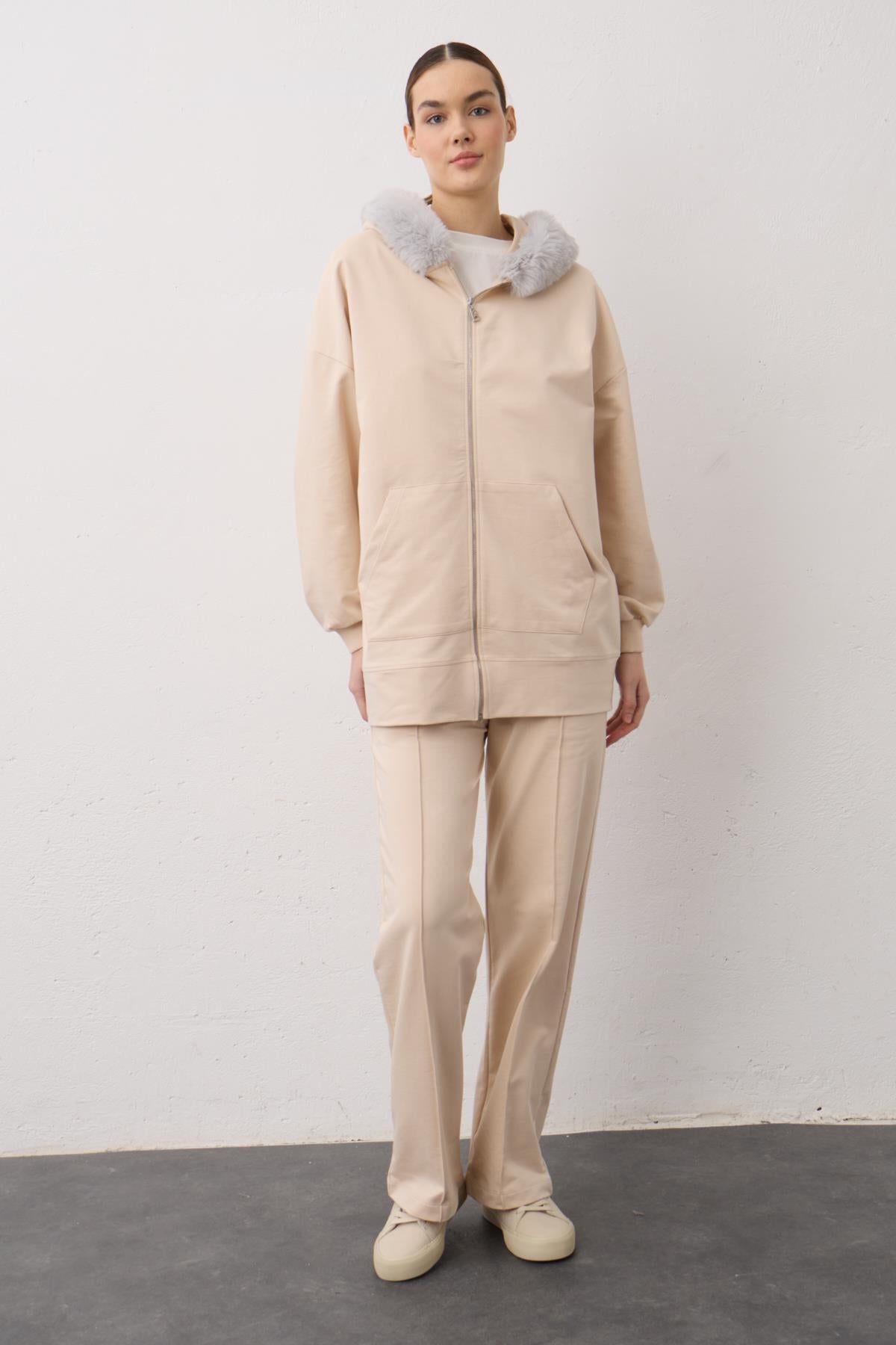 Taş Kadın Kapşonu Kürklü Fermuarlı Pamuklu Kadın Alt Üst Örme Takım